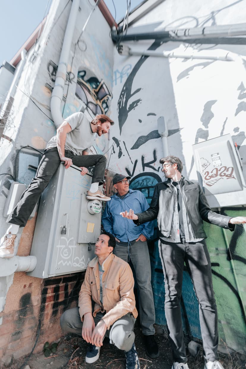 nopeople at graffiti wall